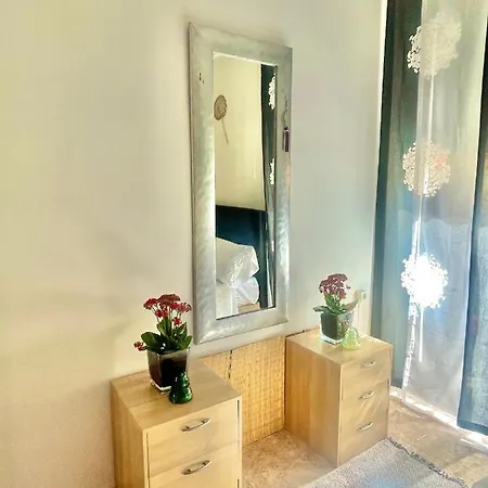 Privada En Piso Compartido Homestay *